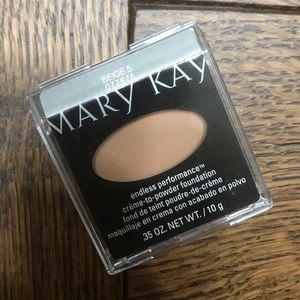 Mary Kay Endless Performance Foundation